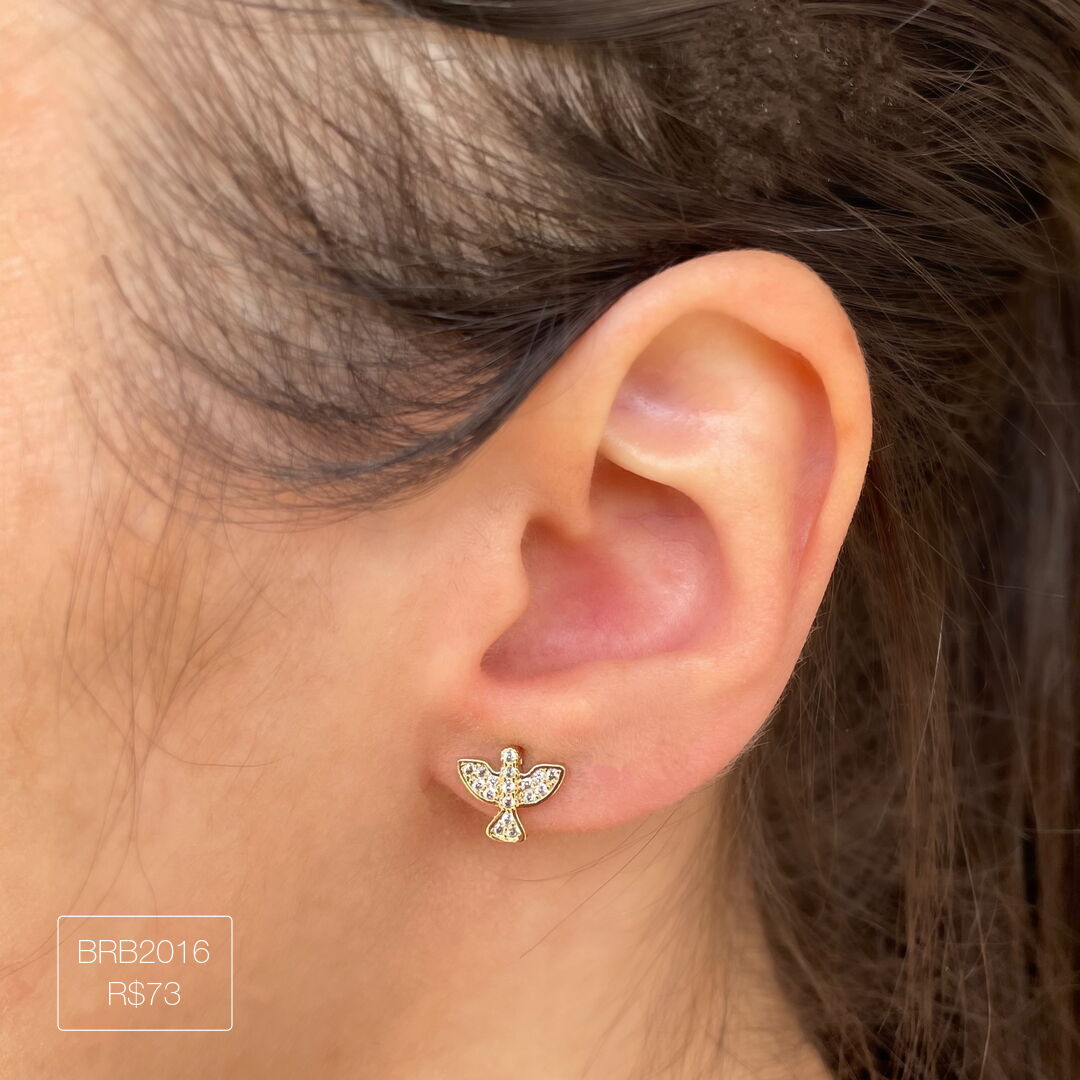 Brinco de Espírito Santo Delicado Cravejado Cristal Dourado